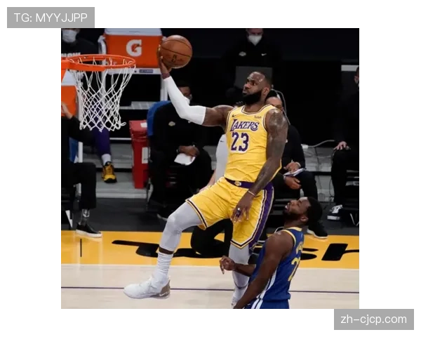 太阳残阵迎战湖人三核 吉莱斯皮格林承担主要持球任务